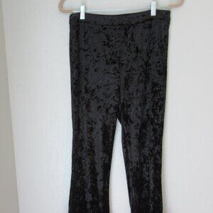Honey Punch Black Crushed Velvet Large Side Zip Bell Ruffled Hem NWT